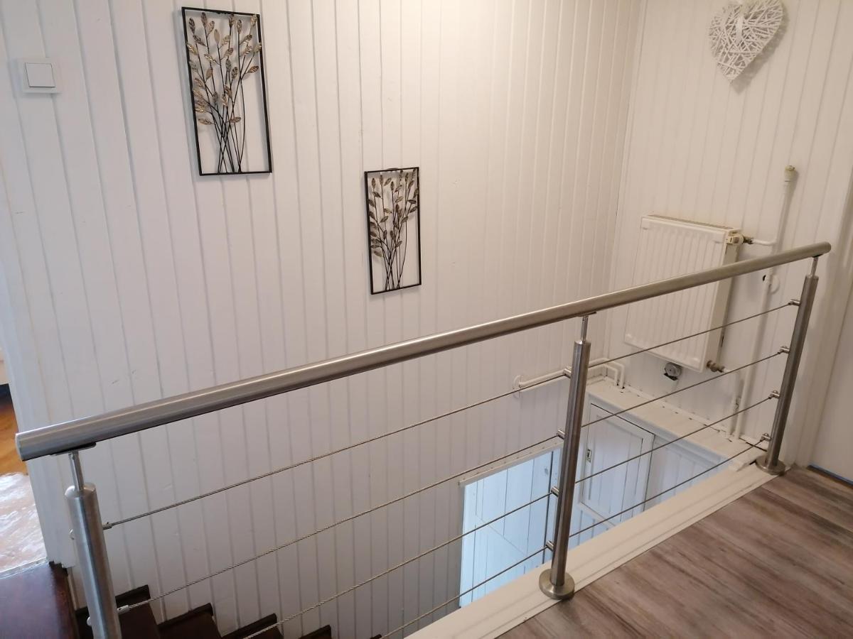 Balatonfuered Apartmanhaz Екстериор снимка