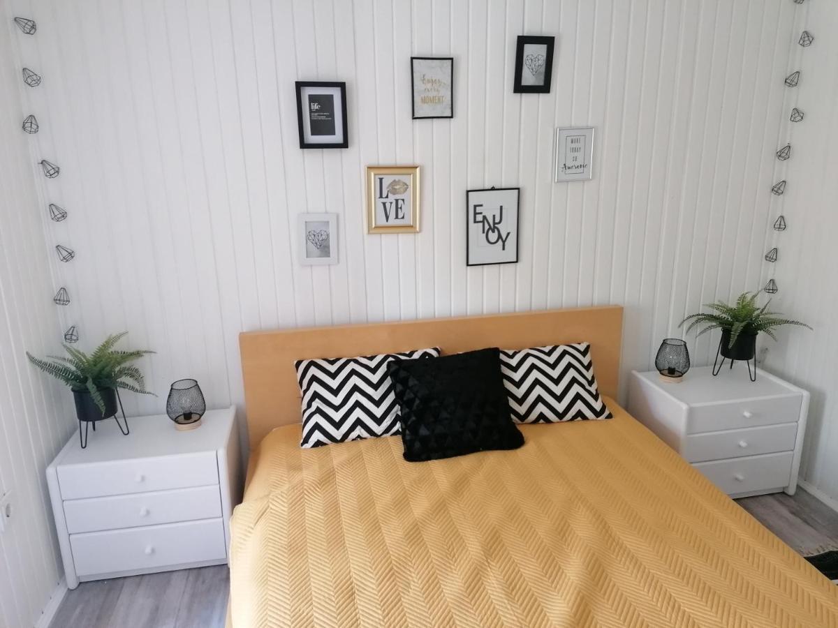 Balatonfuered Apartmanhaz Екстериор снимка