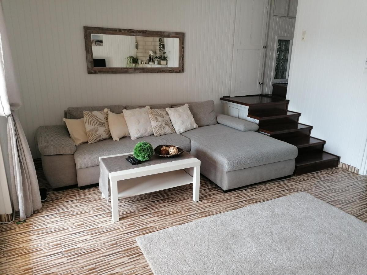 Balatonfuered Apartmanhaz Екстериор снимка