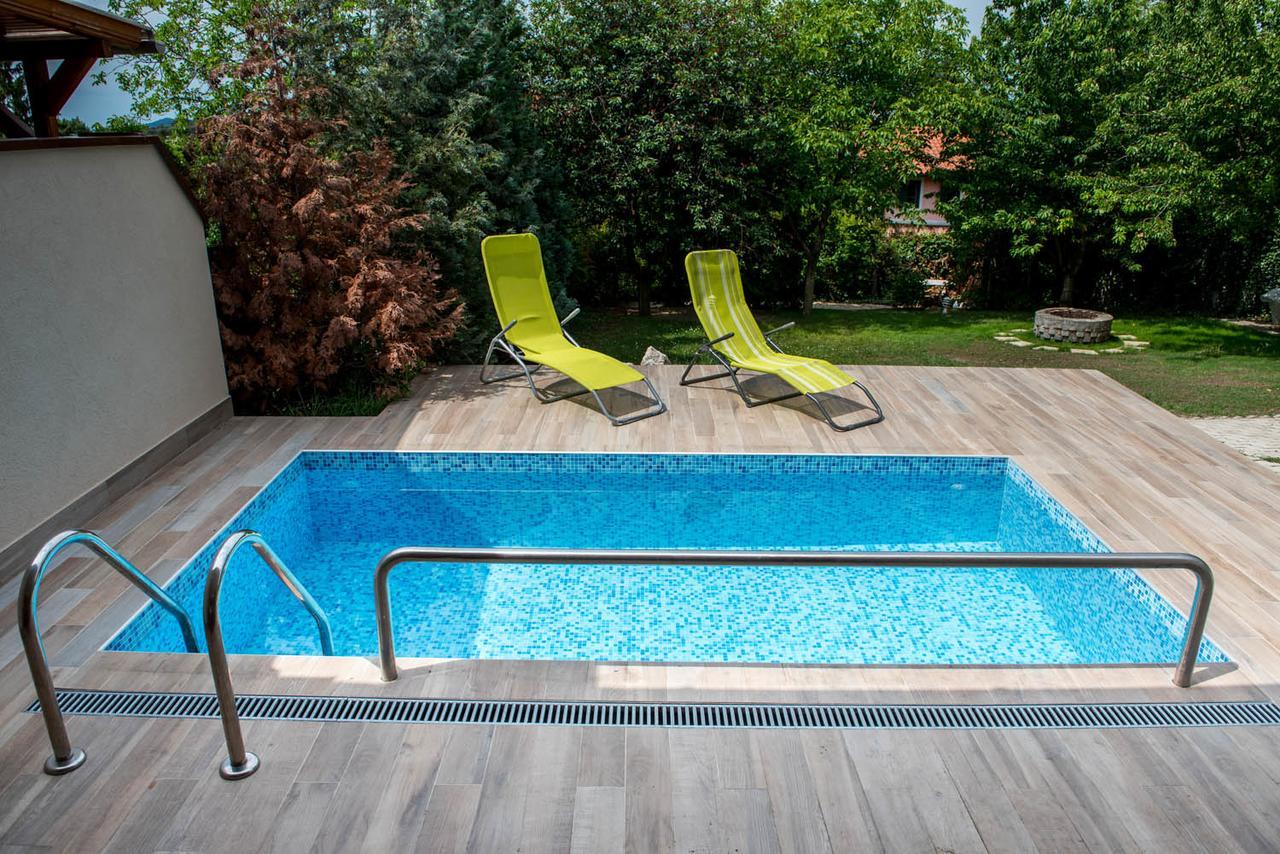 Balatonfuered Apartmanhaz Екстериор снимка
